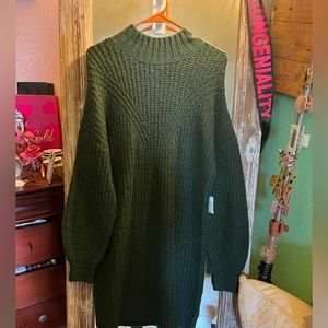 Old Navy Sweater Dress. Size Medium.